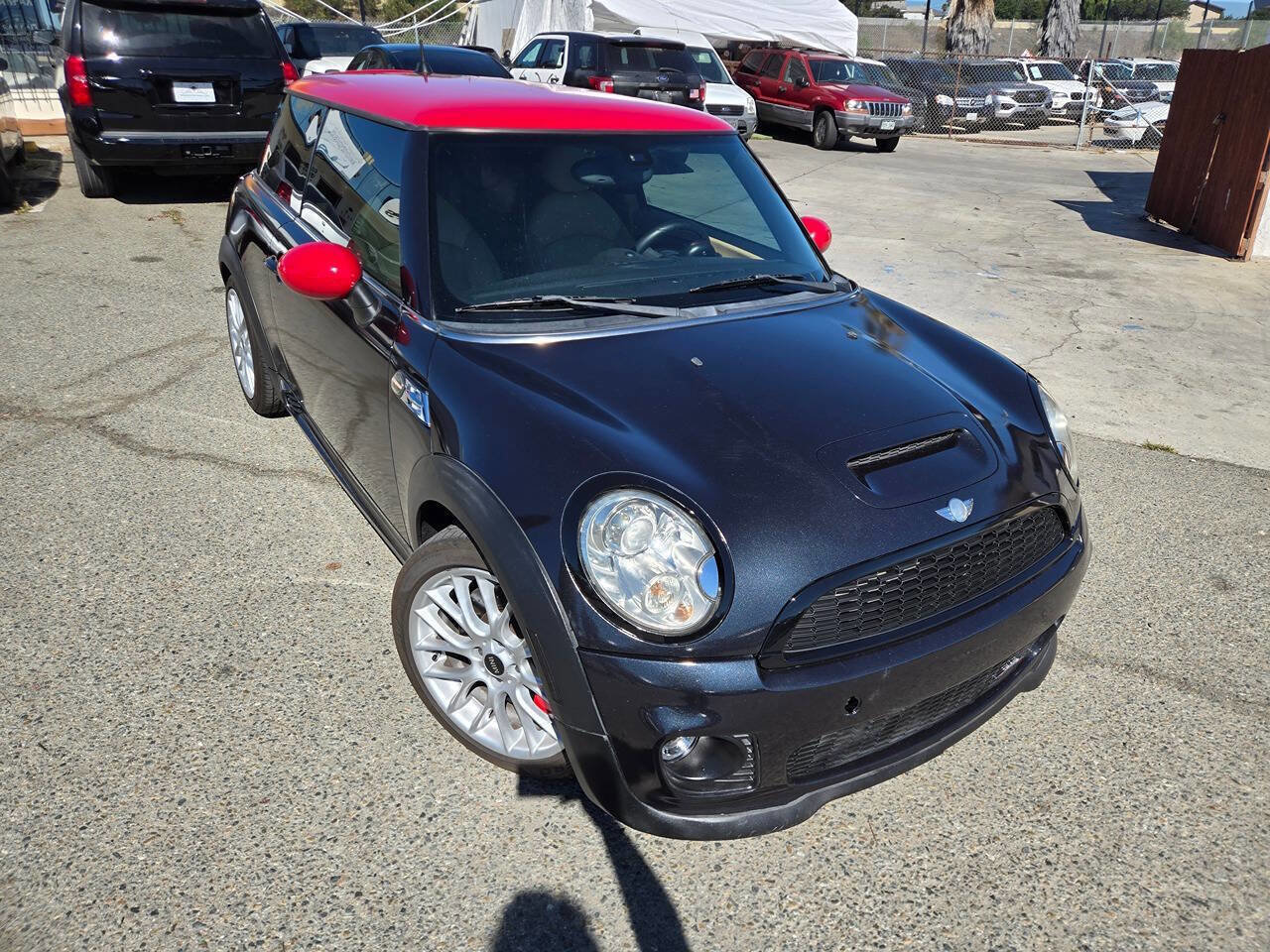 Used 2009 MINI Cooper John Cooper Works image 3