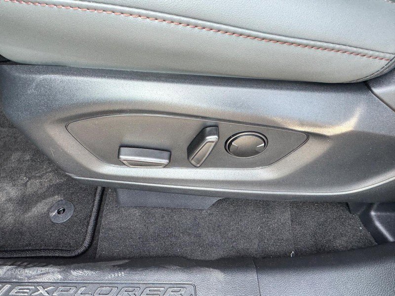 New 2026 Ford Explorer Active w/ Active Comfort Package image 18