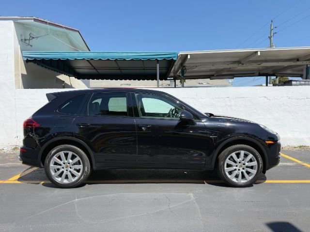 Used 2015 Porsche Cayenne Diesel image 6