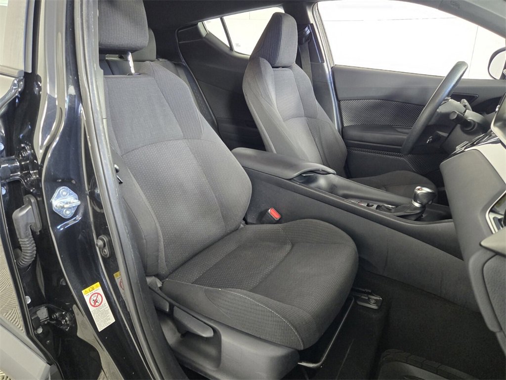 Used 2019 Toyota C-HR LE image 14