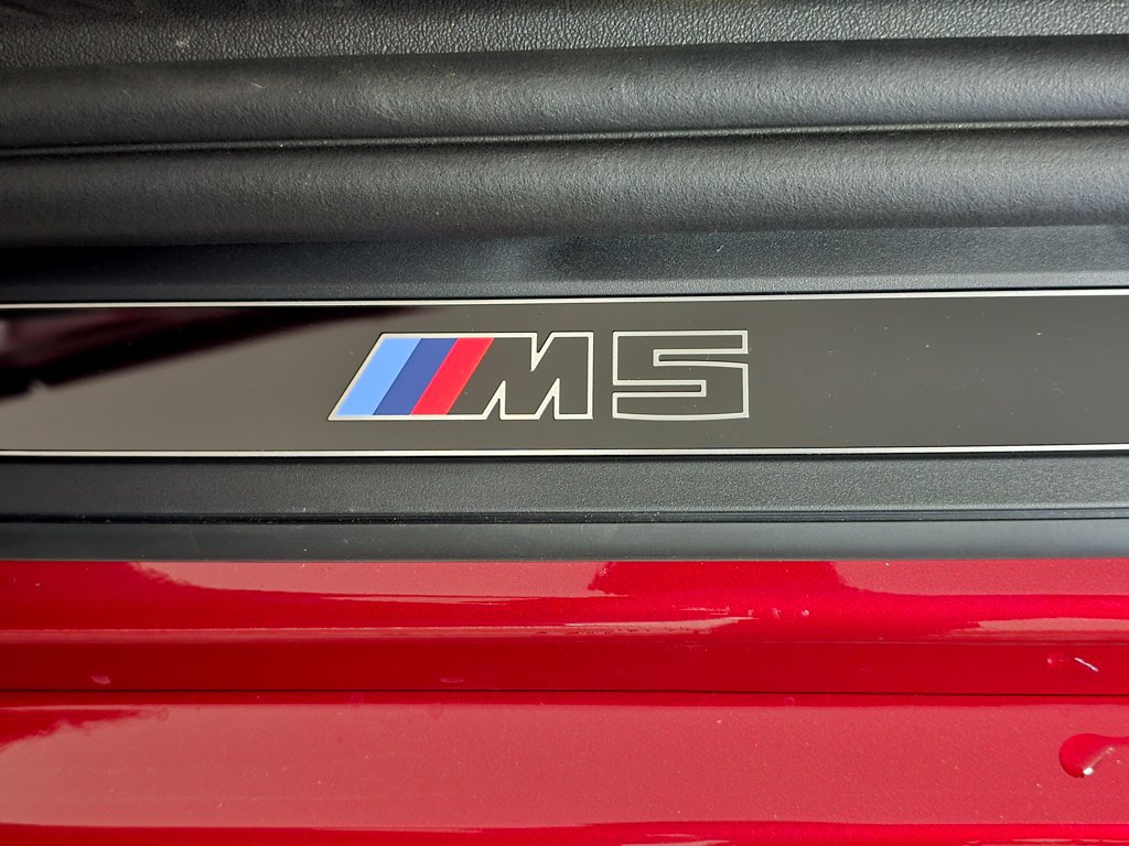 New 2027 BMW M5 Touring AWD/4WD image 20