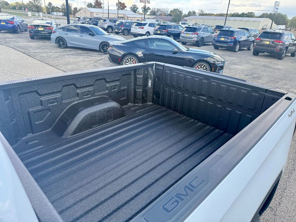 New 2026 GMC Sierra 1500 SLT w/ SLT Premium Package image 10