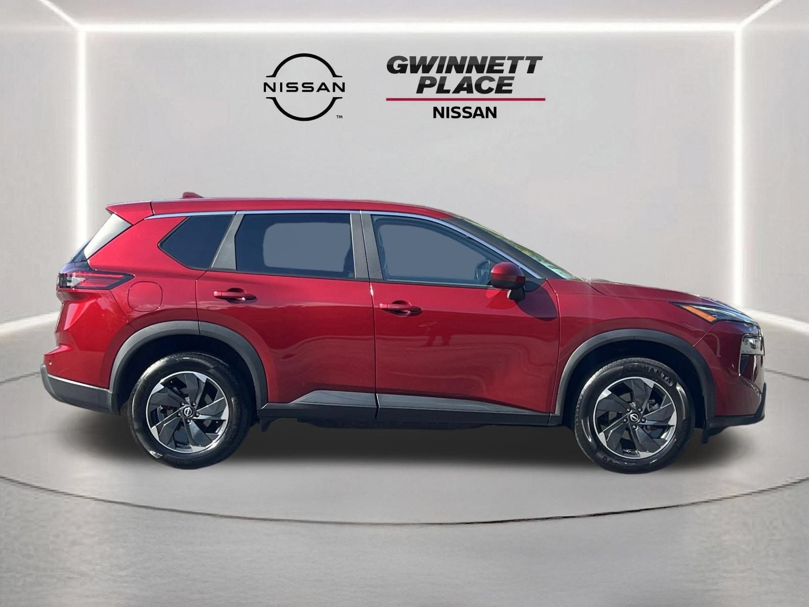 Used 2025 Nissan Rogue SV AWD/4WD image 19