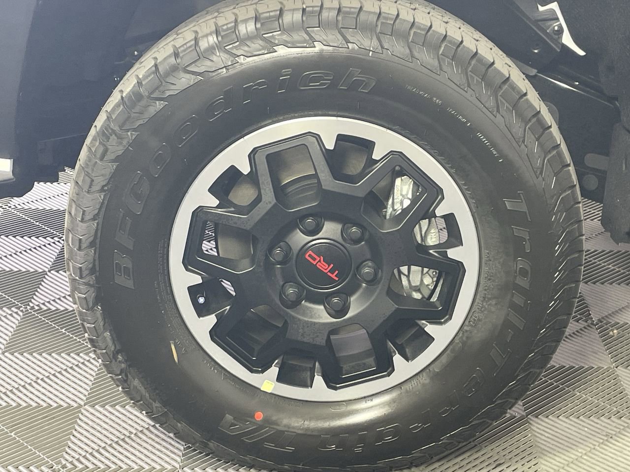 New 2026 Toyota Tacoma TRD Off-Road image 9