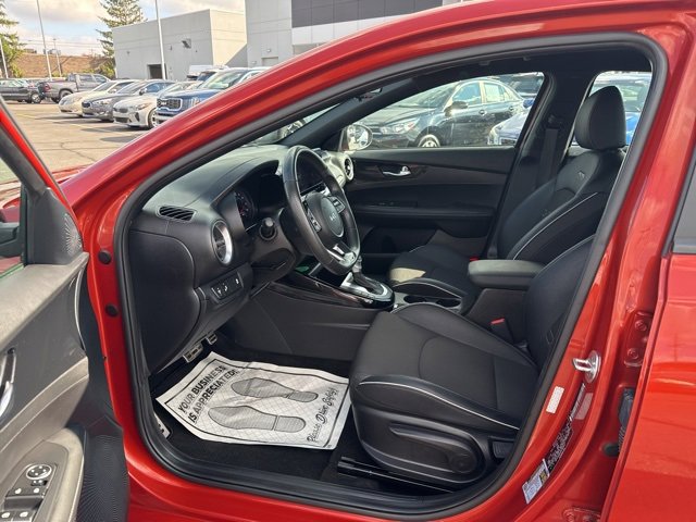 Used 2023 Kia Forte GT-Line image 15