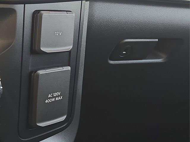 Used 2025 Ford F150 Lariat image 26