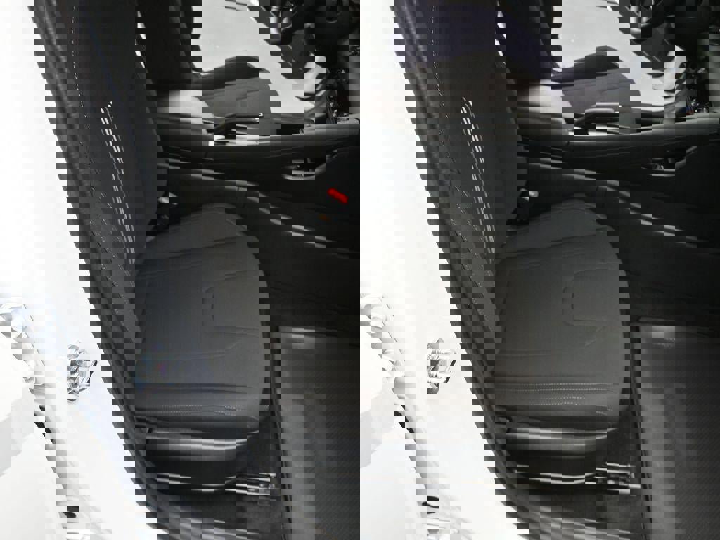 New 2025 Hyundai Elantra Sport image 33