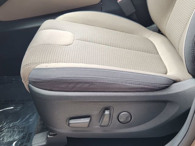 Used 2020 Hyundai Santa Fe SEL FWD image 18