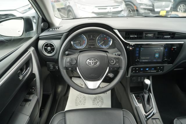 Used 2017 Toyota Corolla XLE image 22