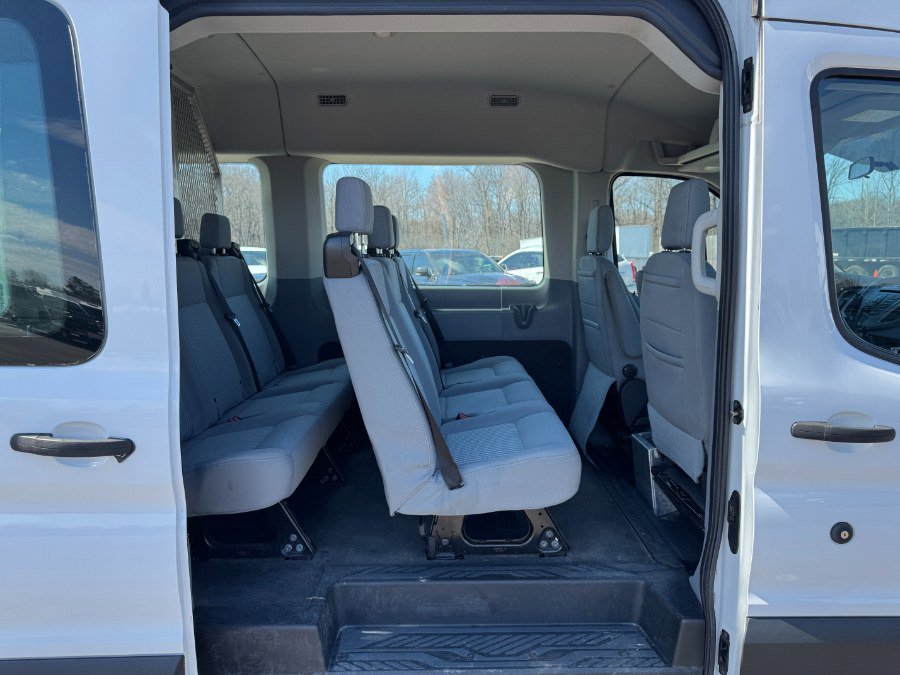 Used 2019 Ford Transit 150 XL image 17