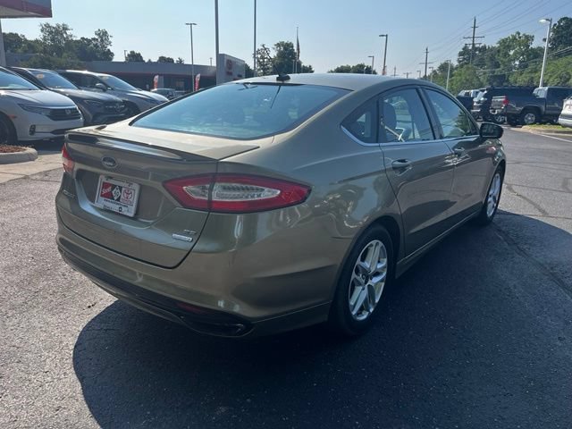 Used 2013 Ford Fusion SE FWD image 5