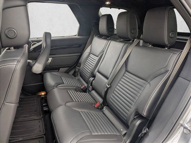 New 2025 Land Rover Discovery S AWD/4WD image 16