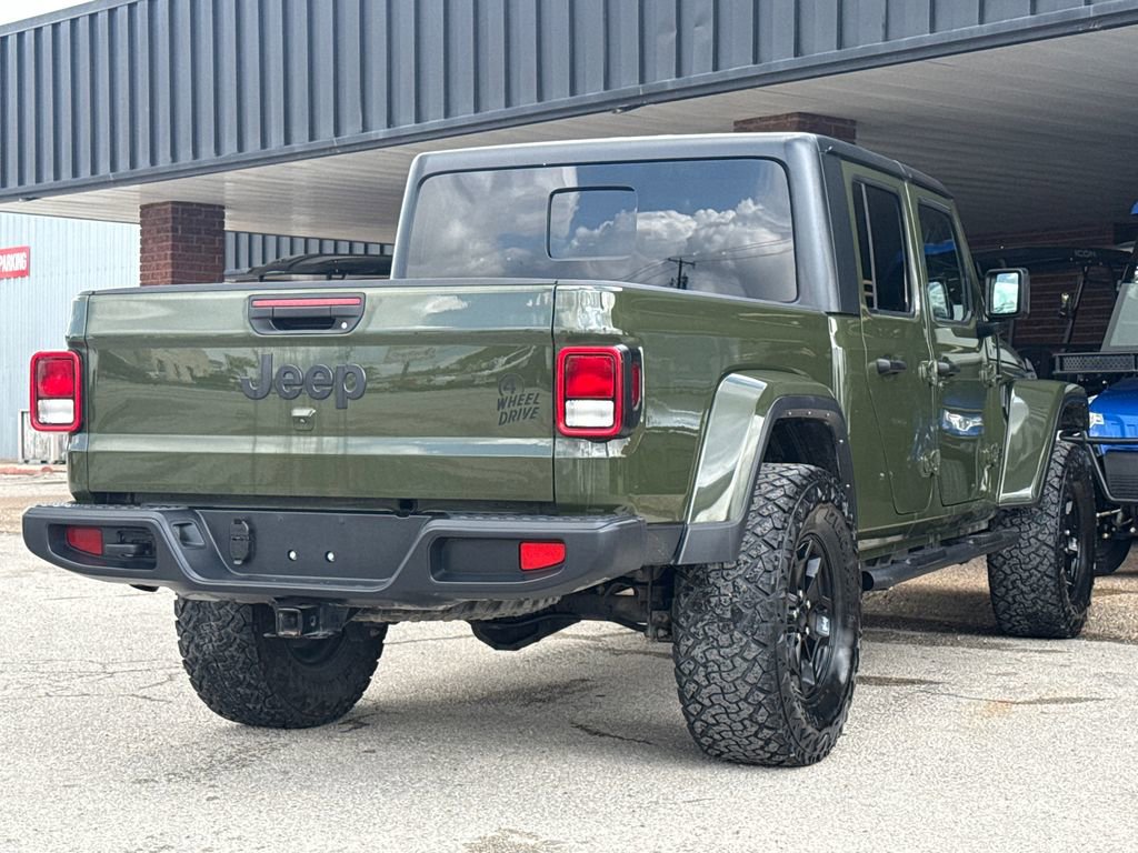 Used 2021 Jeep Gladiator Willys image 9