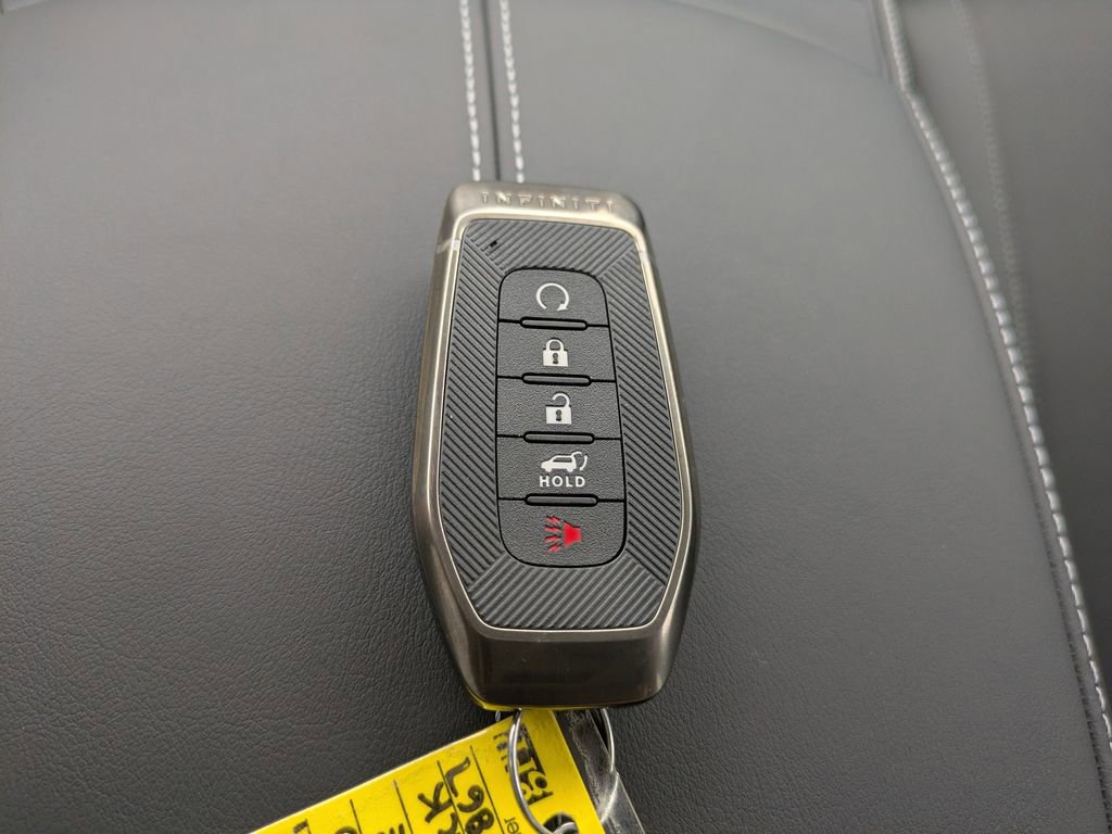 New 2026 INFINITI QX60 Luxe w/ Family Package image 35