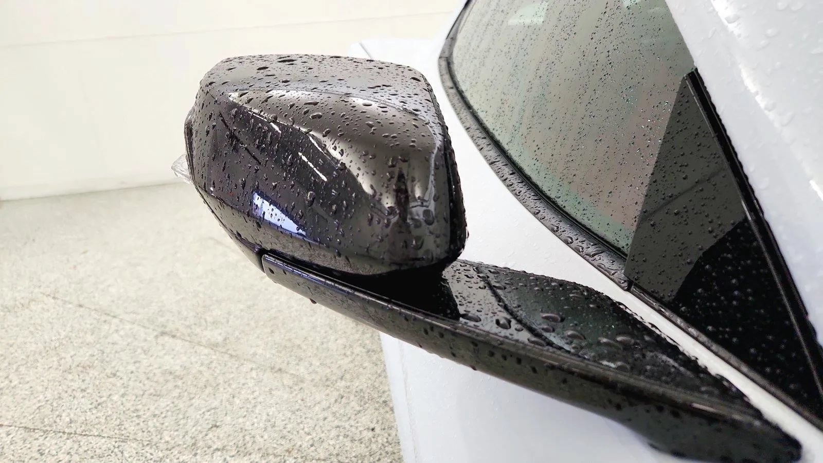 Used 2024 Chevrolet Corvette Stingray Preferred Cpe w/ Battery Protection Package RWD image 34