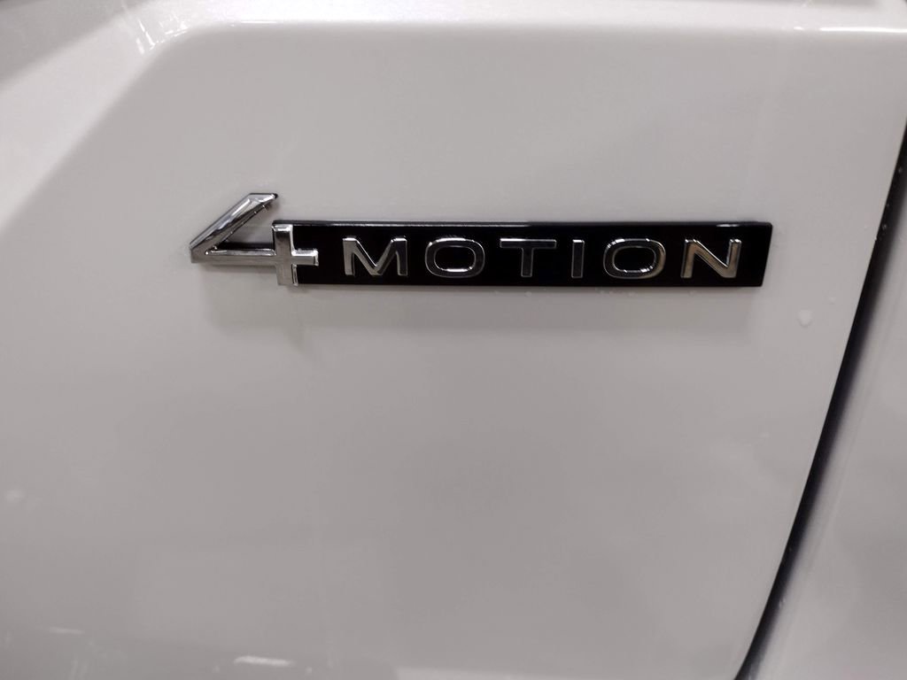 New 2026 Volkswagen Atlas SEL Premium R-Line image 15