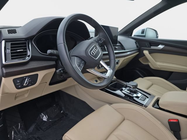 Used 2023 Audi Q5 2.0T Premium Plus w/ Premium Plus Package AWD/4WD image 19
