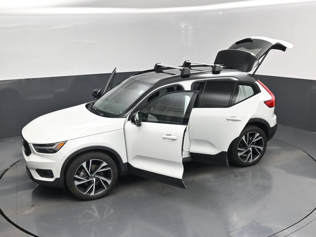 Used 2022 Volvo XC40 T5 R-Design AWD/4WD image 20