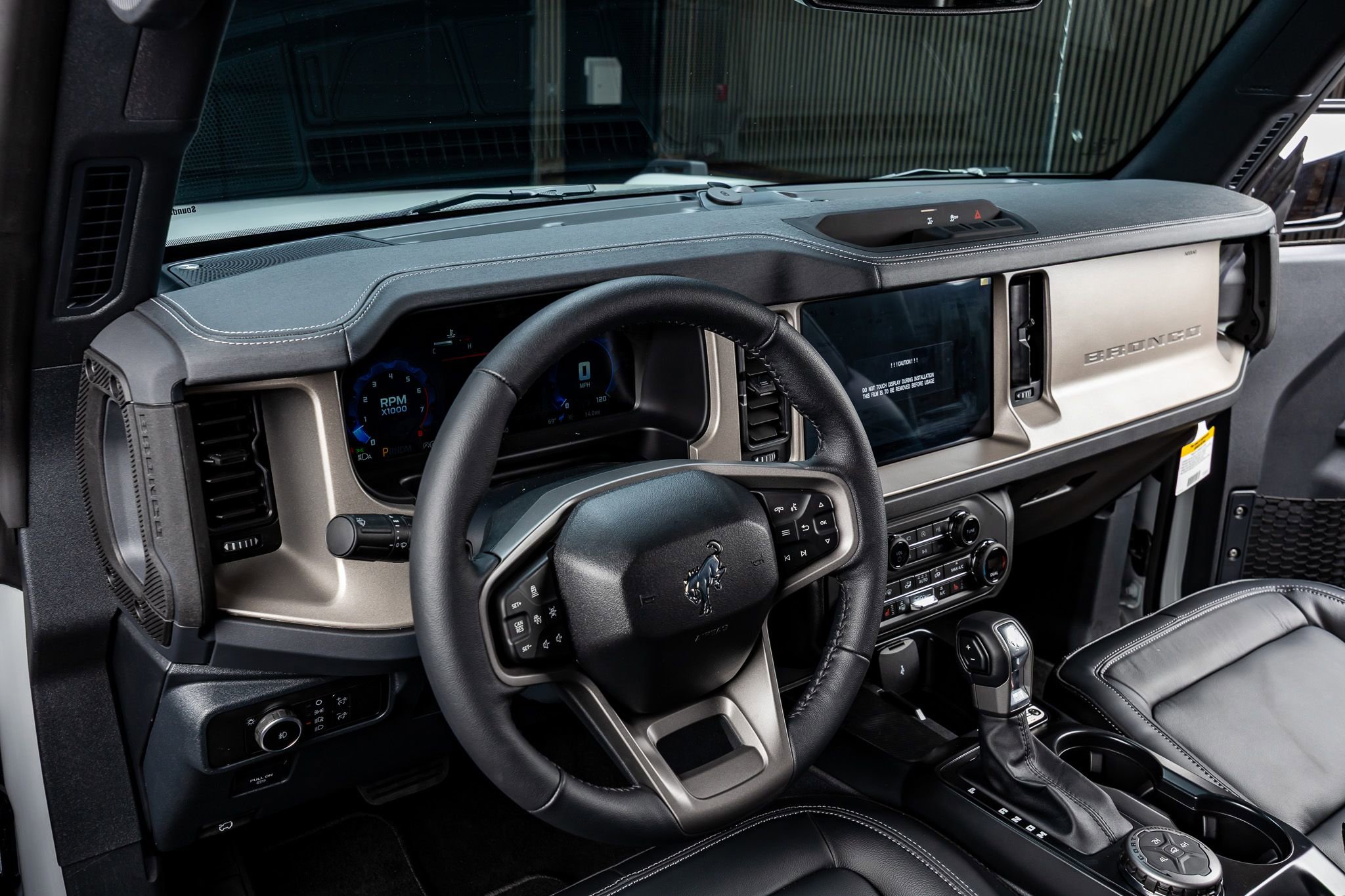 Used 2026 Ford Bronco Outer Banks AWD/4WD image 16