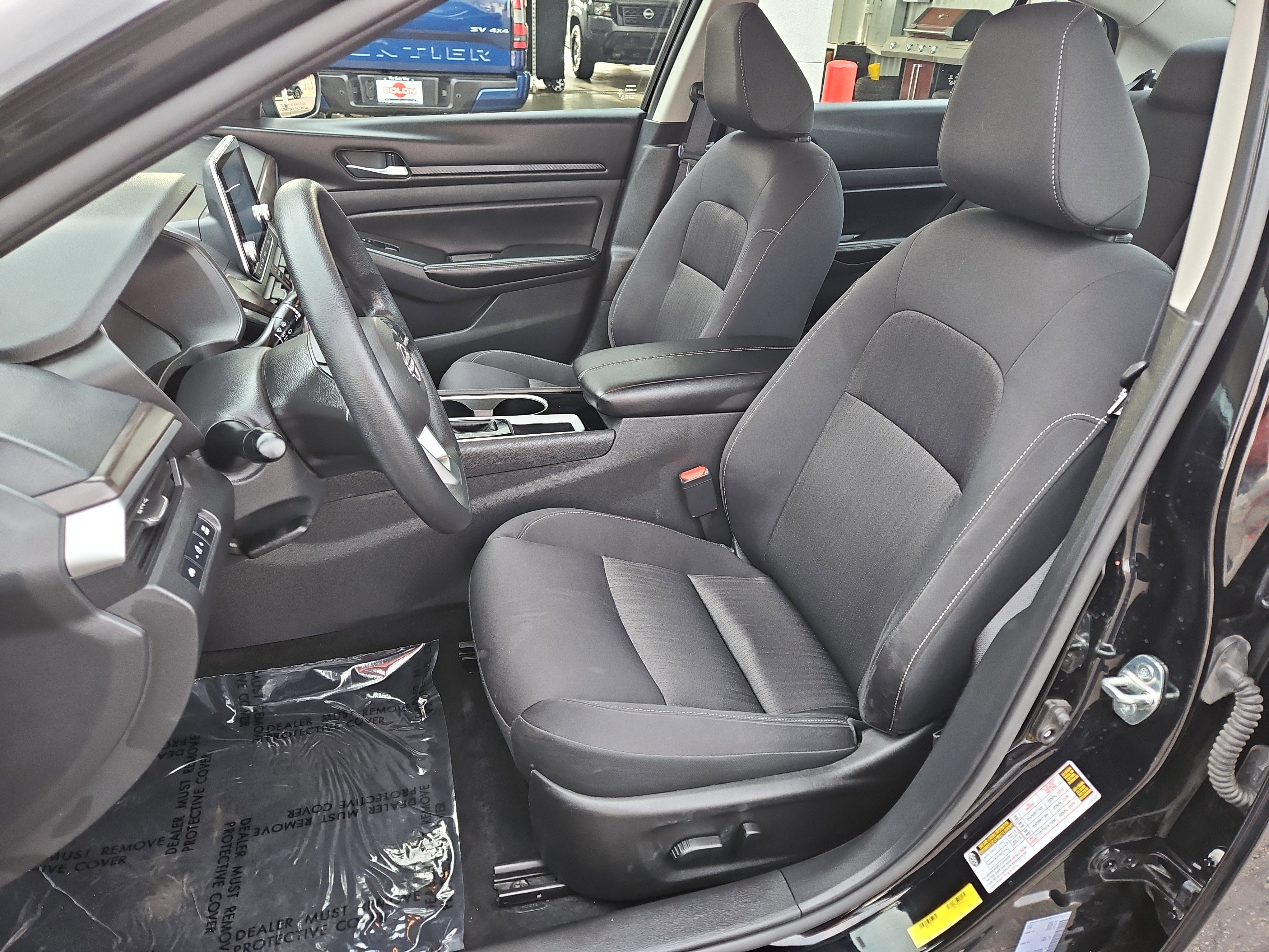 Used 2024 Nissan Altima 2.5 SV image 15