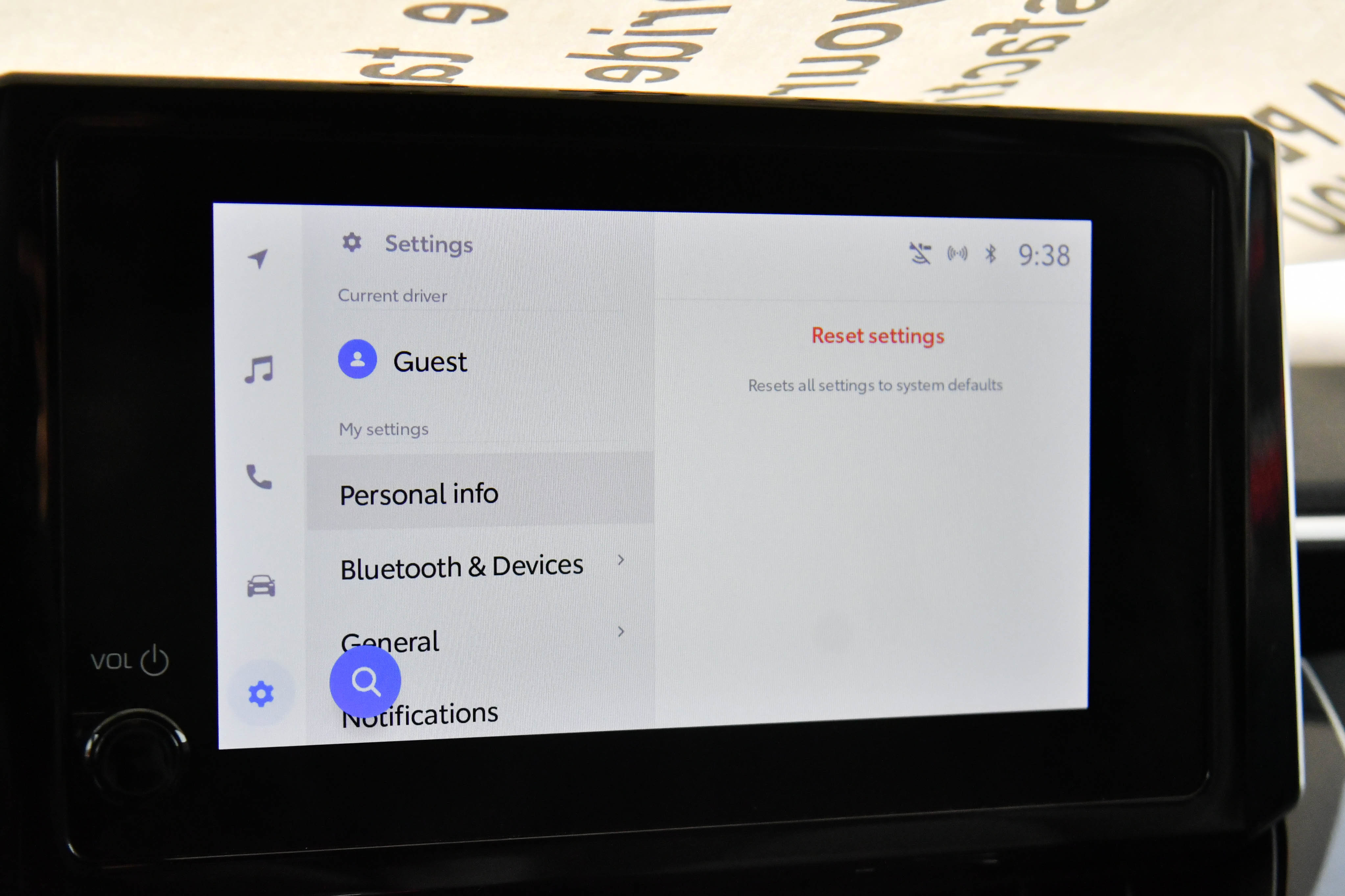 Used 2024 Toyota Corolla SE w/ SE Package image 21