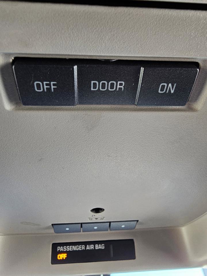 Used 2016 GMC Sierra 1500 SLE w/ Texas SLE Value Package image 30