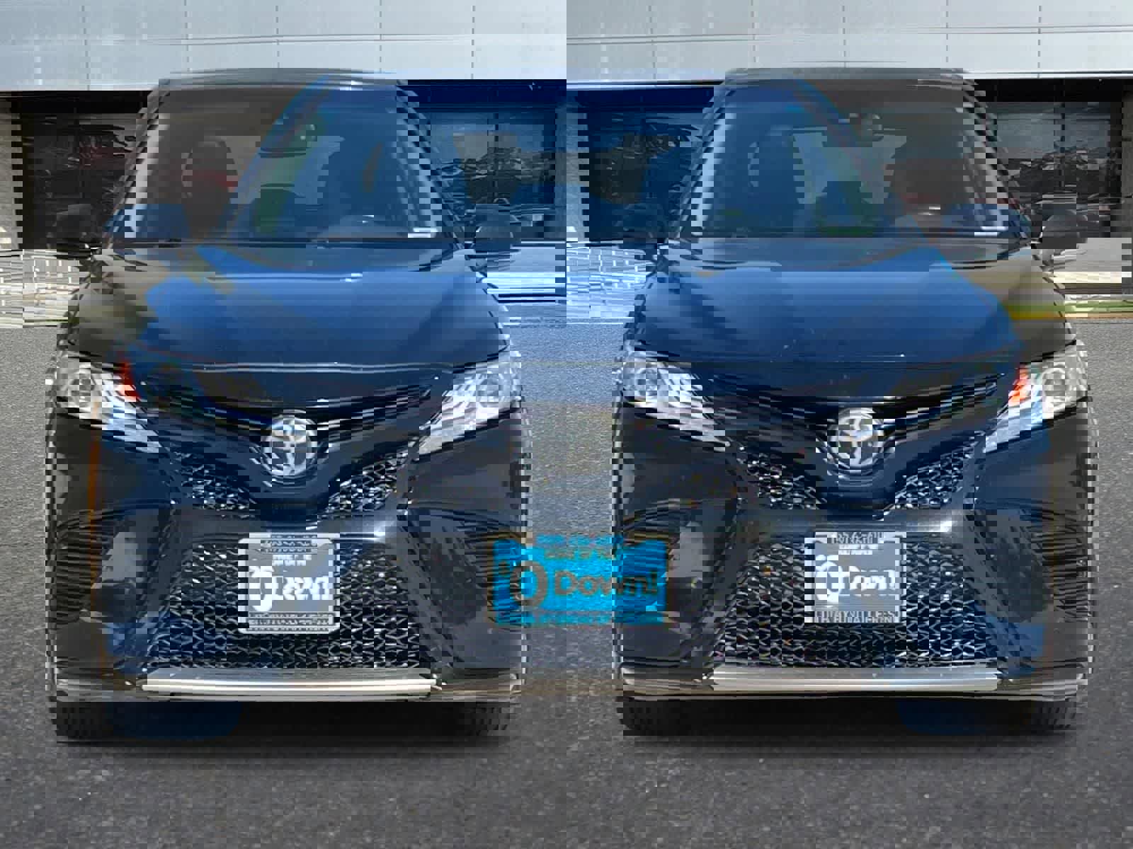 Used 2020 Toyota Camry XSE image 11