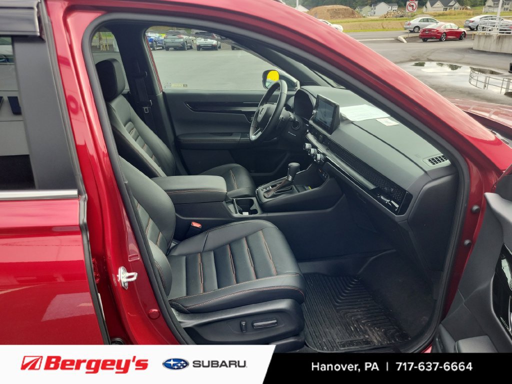 Used 2025 Honda CR-V Sport Touring image 12