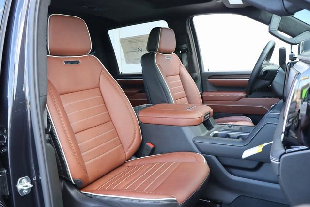 New 2026 GMC Sierra 3500 Denali Ultimate image 19