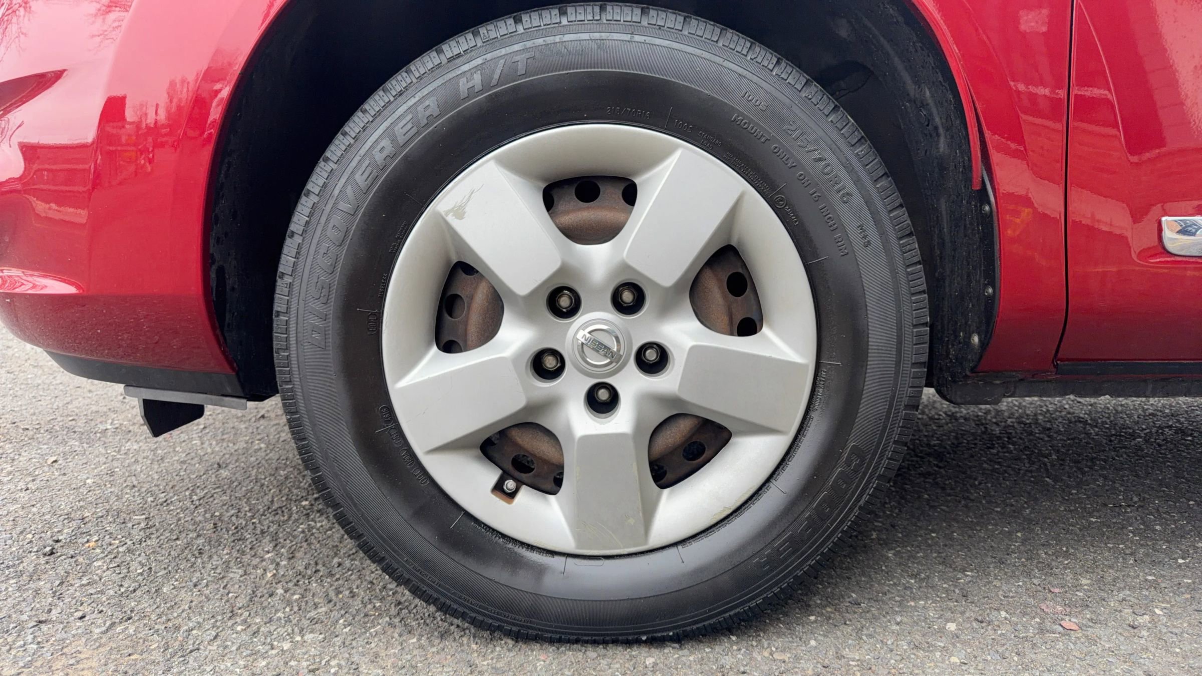 Used 2011 Nissan Rogue S image 9