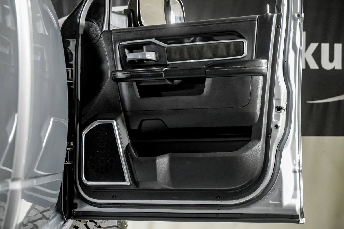 Used 2022 RAM 2500 Laramie w/ Night Edition AWD/4WD image 35
