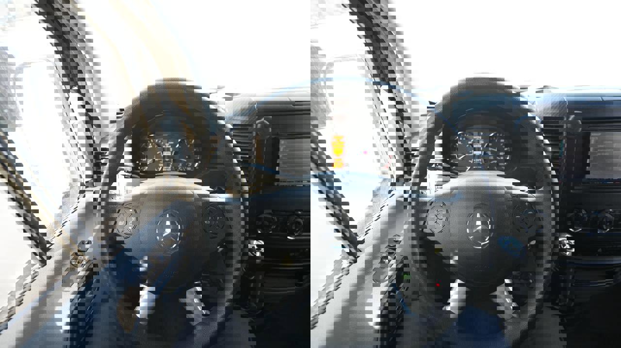 Used 2015 Mercedes-Benz Sprinter 2500 image 13