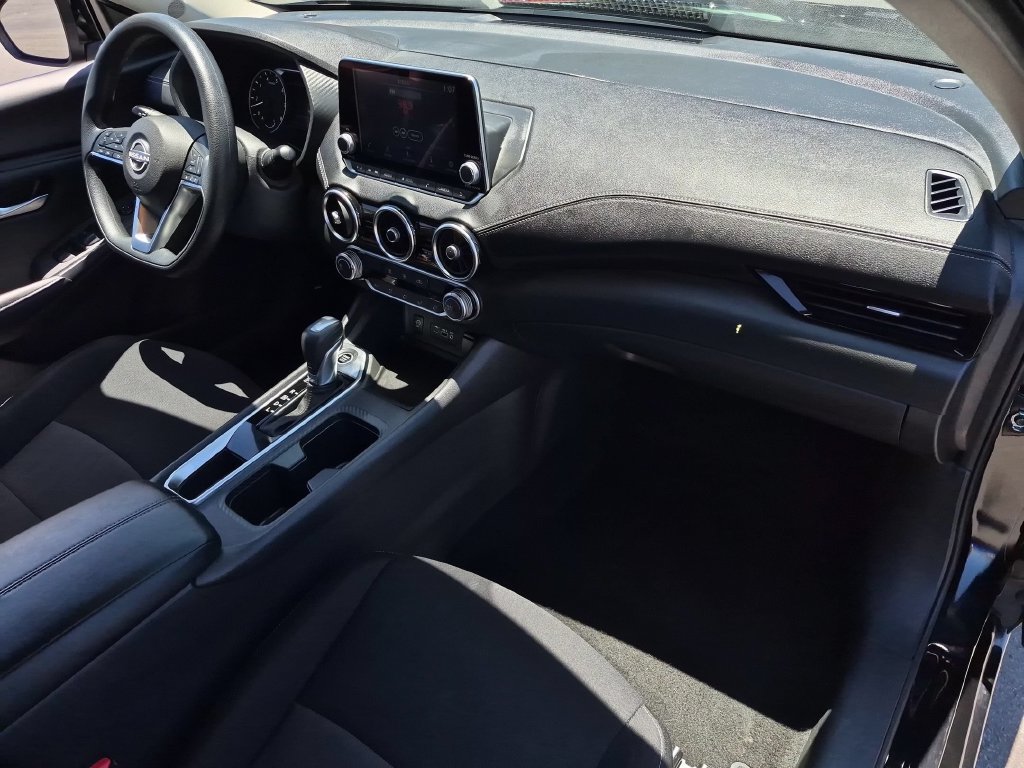 Used 2025 Nissan Sentra SV FWD image 32