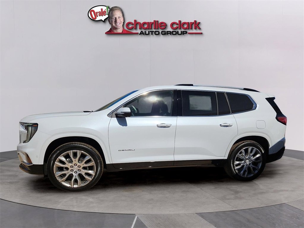 New 2026 GMC Acadia Denali w/ Super Cruise Package image 2