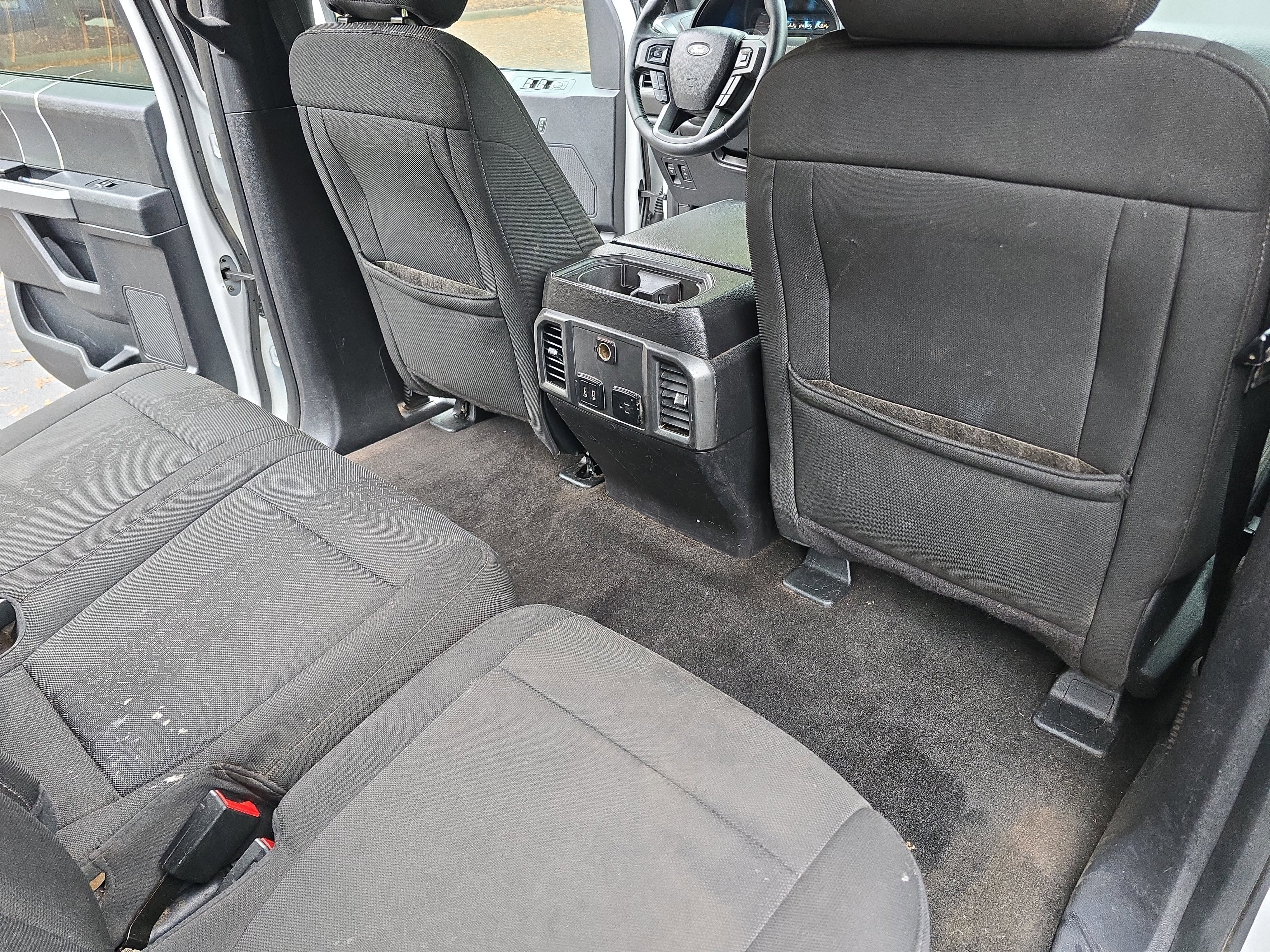 Used 2018 Ford F150 XLT w/ Equipment Group 302A Luxury image 11