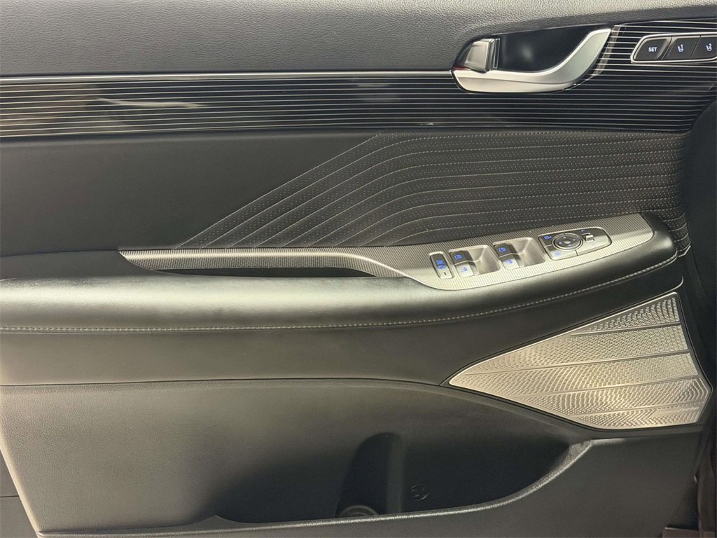 Used 2024 Hyundai Palisade Calligraphy image 14