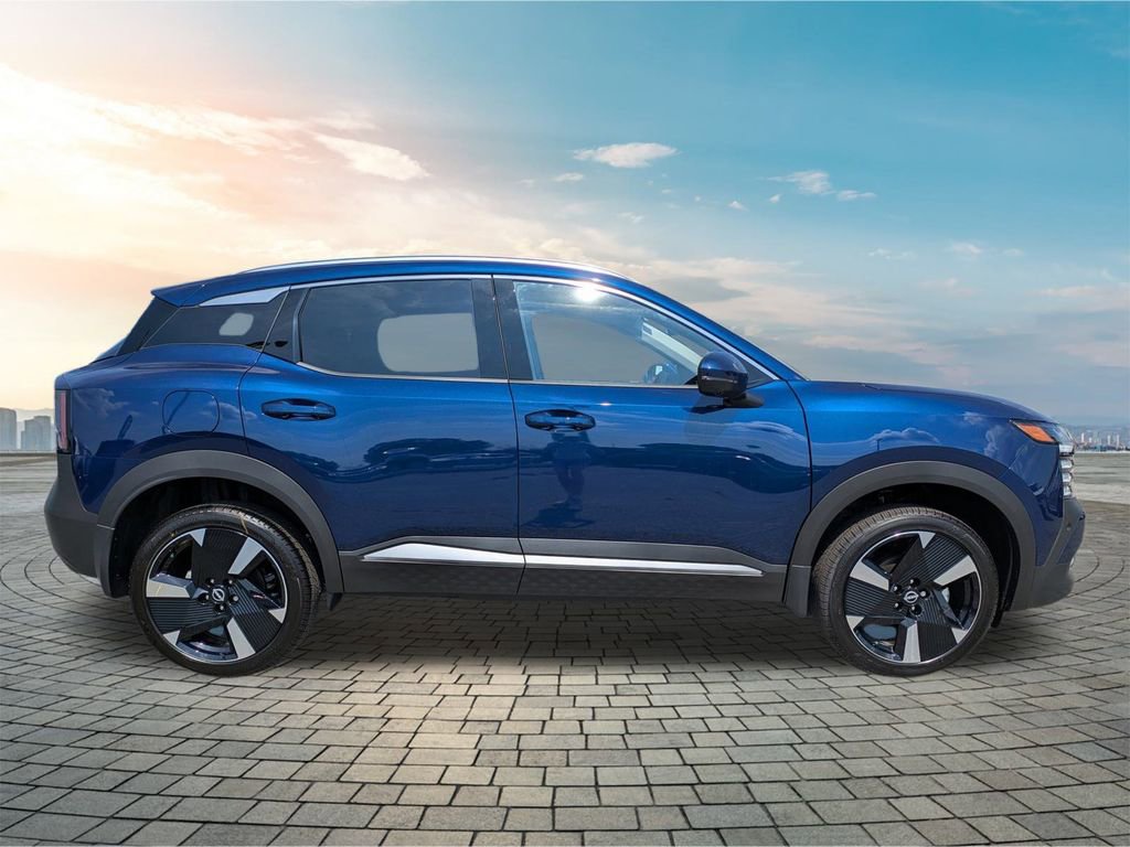 New 2025 Nissan Kicks SR image 3