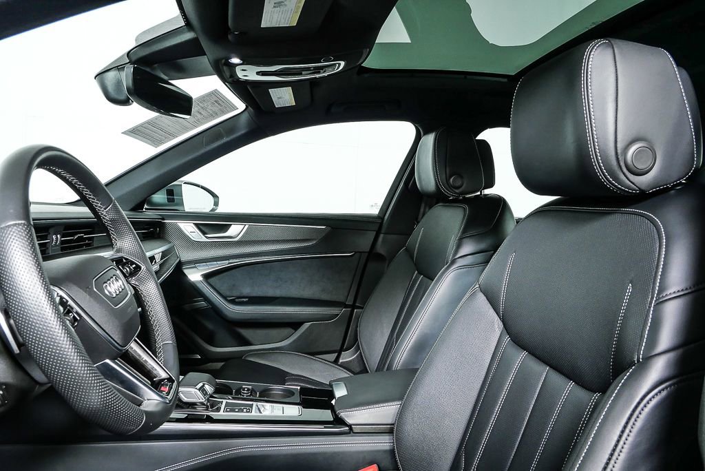 Used 2022 Audi S6 Prestige w/ Prestige Package image 5