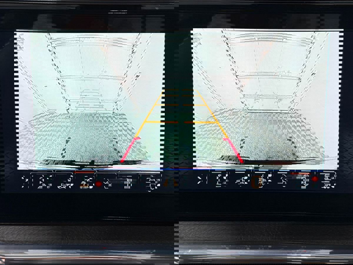 Used 2024 GMC Sierra 2500 Denali w/ Denali Reserve Package image 29