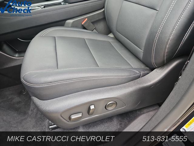 Used 2026 Chevrolet Traverse LT AWD/4WD image 25
