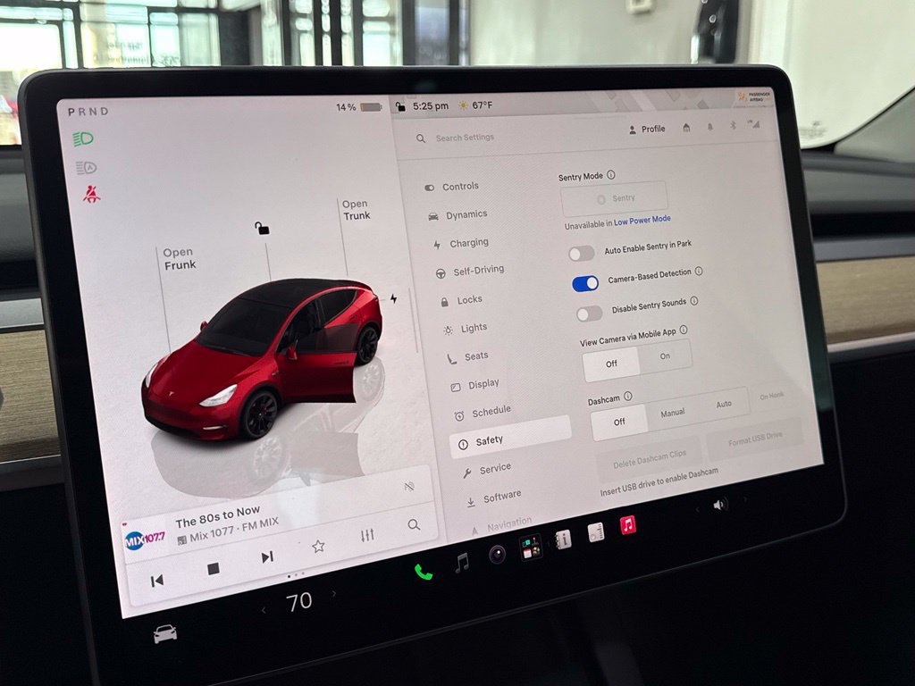 Used 2022 Tesla Model Y Long Range AWD/4WD image 47