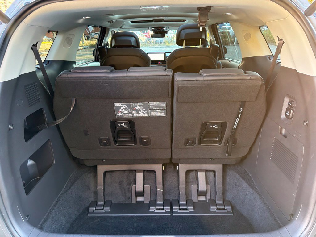 Certified 2026 Kia Carnival SX Prestige FWD image 31