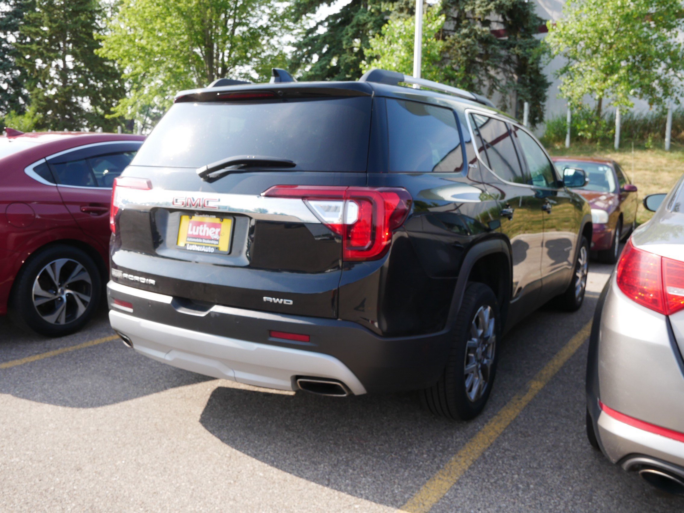 Used 2021 GMC Acadia SLT w/ Preferred Package AWD/4WD image 5