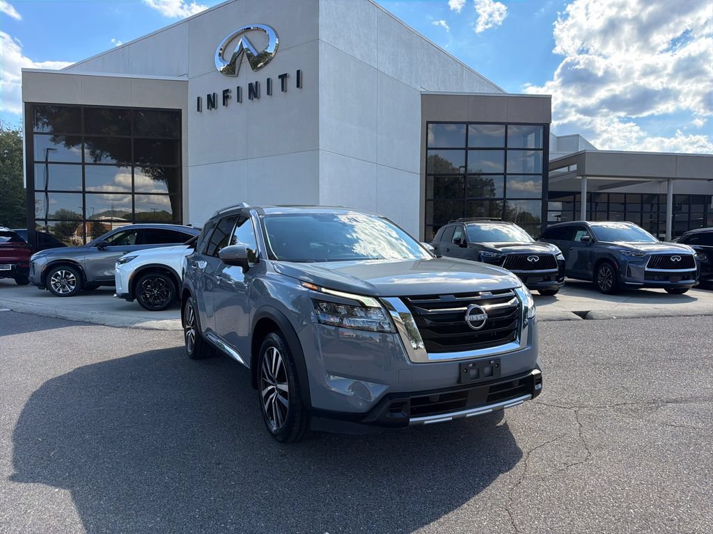 Used 2023 Nissan Pathfinder Platinum w/ Cargo Package