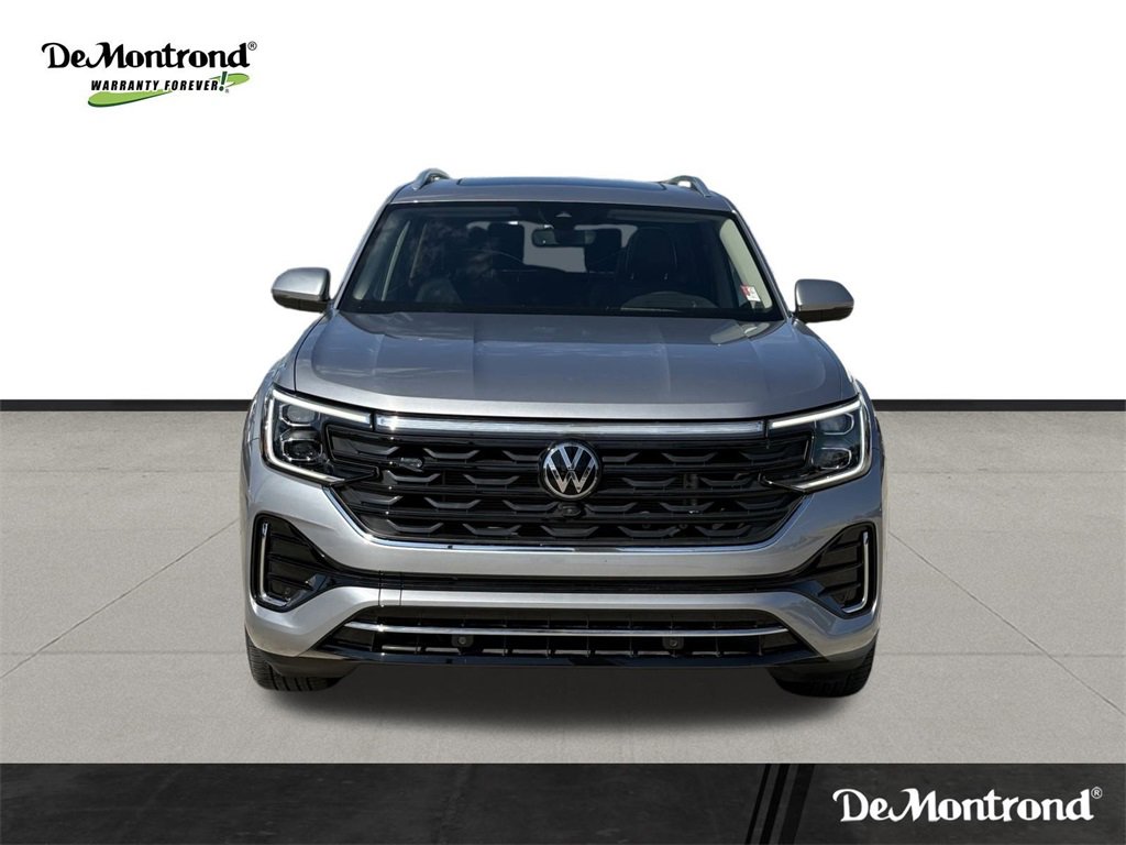Used 2024 Volkswagen Atlas SEL Premium R-Line image 2