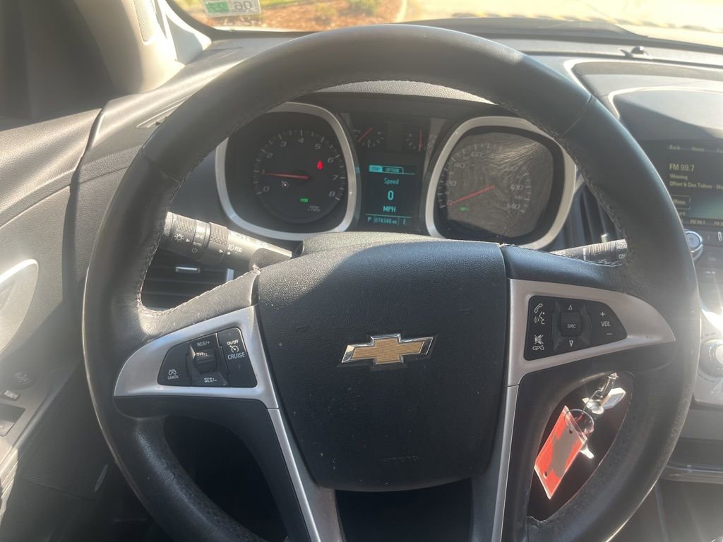 Used 2016 Chevrolet Equinox LTZ w/ Enhanced Convenience Package image 24