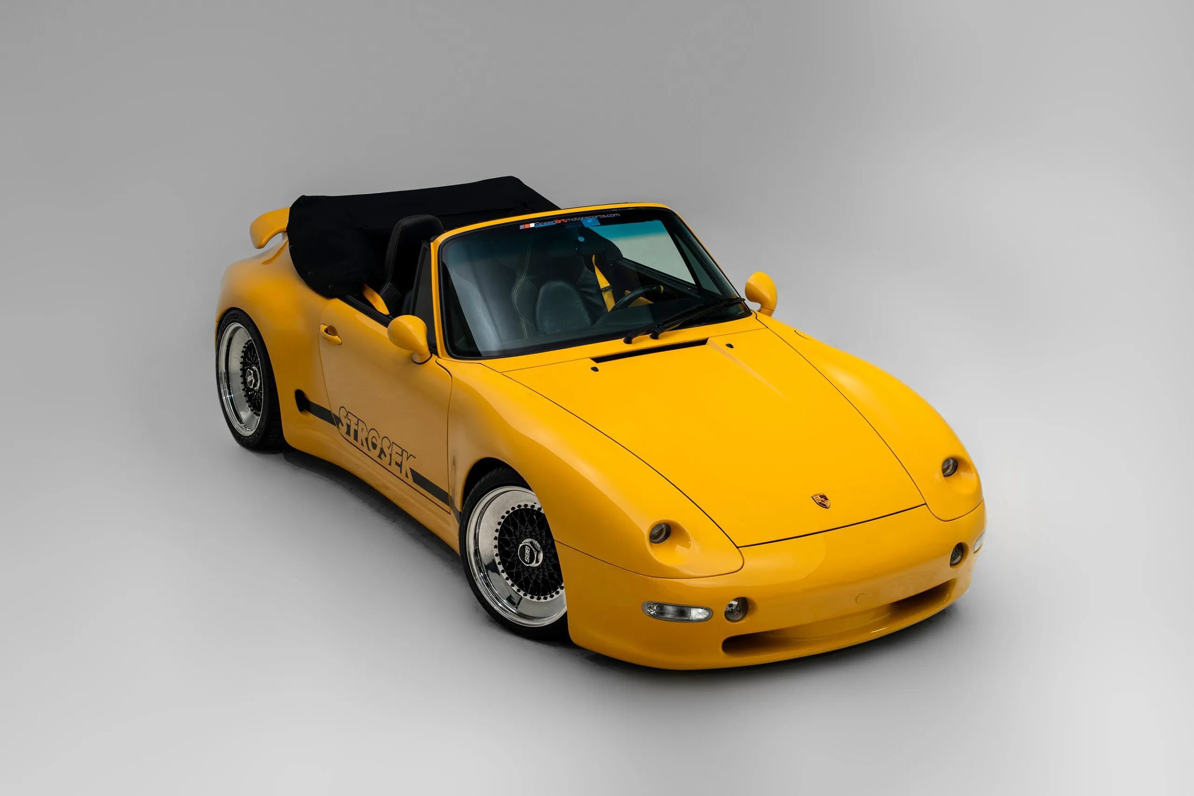Used 1995 Porsche 911 Cabriolet image 7
