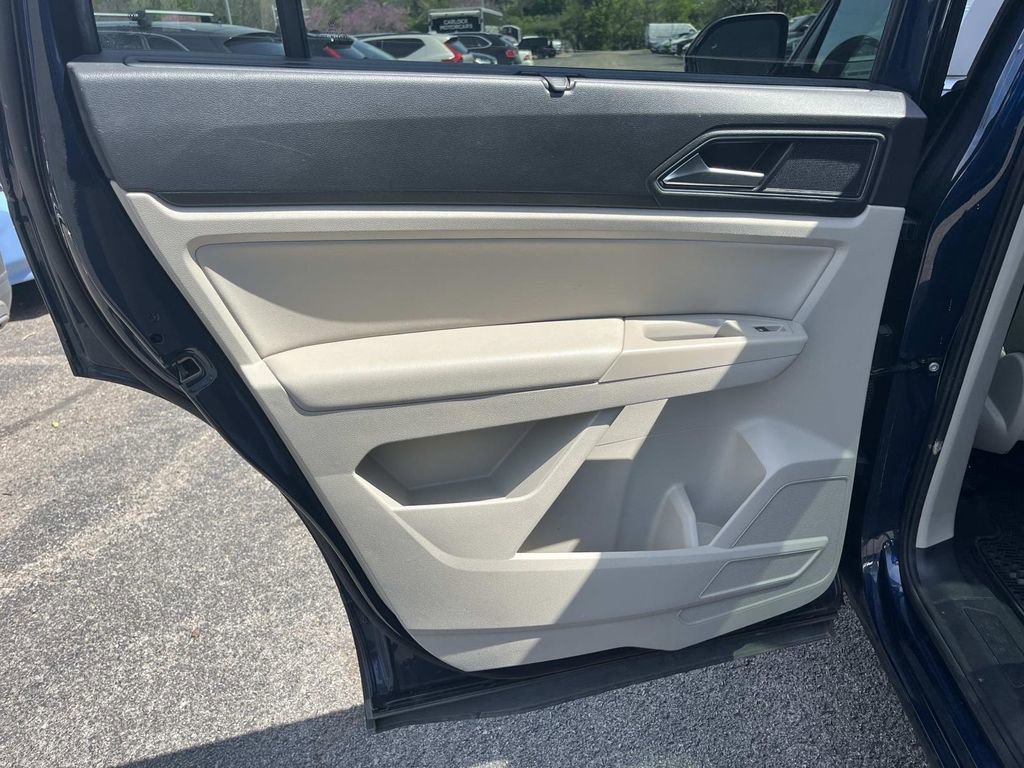 Used 2019 Volkswagen Atlas SE image 18