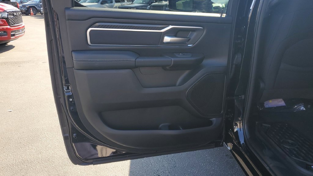 Used 2026 RAM 1500 Big Horn w/ Night Edition AWD/4WD image 16