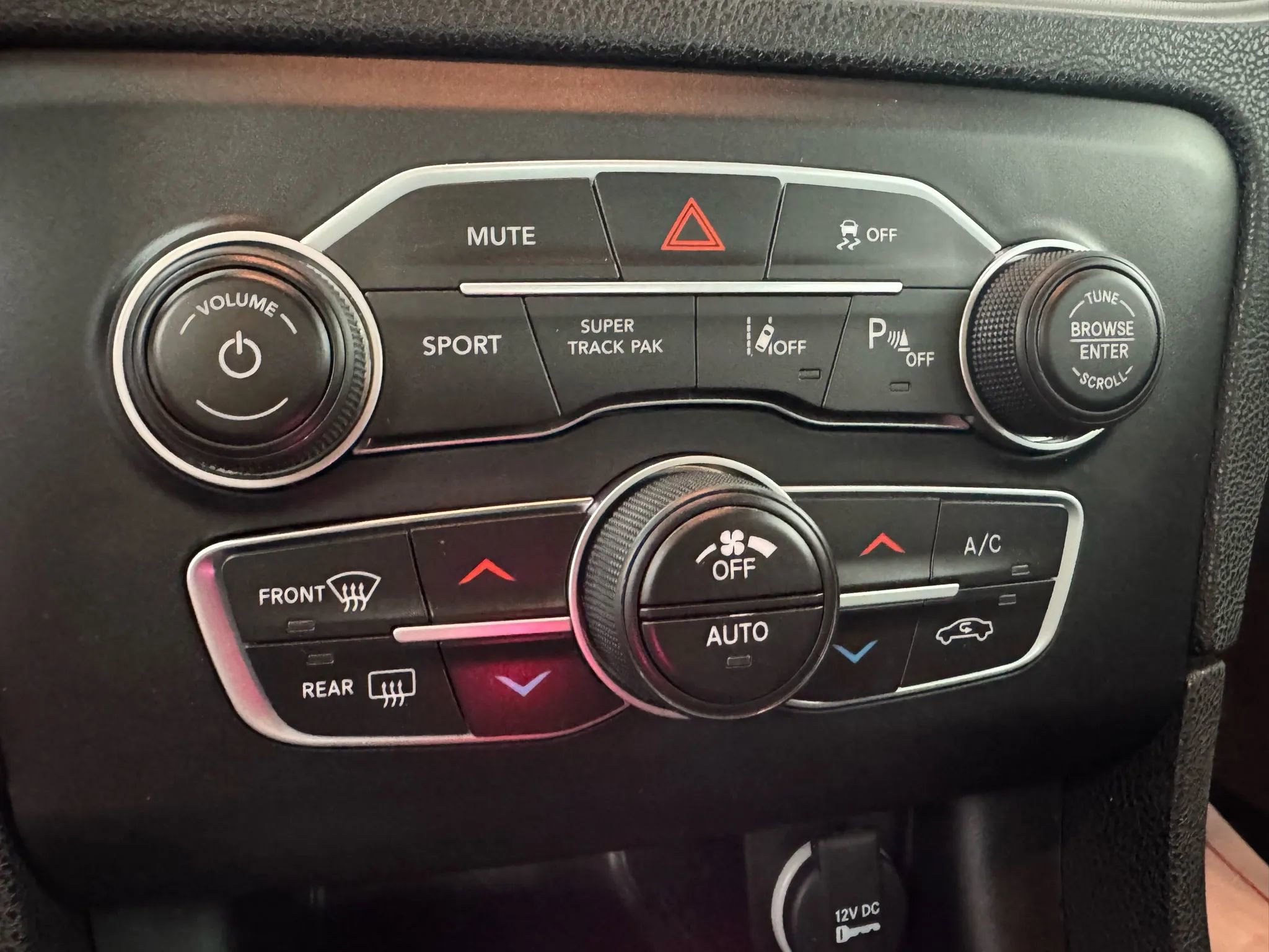 Used 2023 Dodge Charger GT w/ Blacktop Package image 21